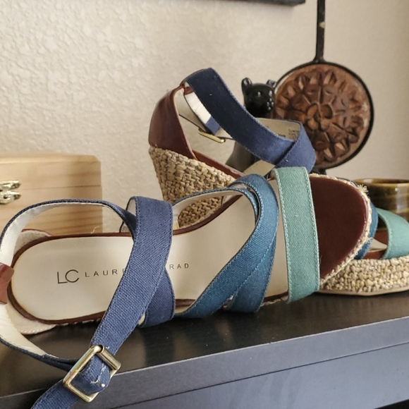 LC Lauren Conrad Stella Multi Colored Wedges - Picture 2 of 3
